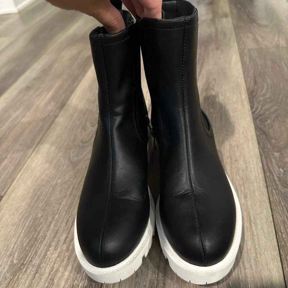 Women Platform Leather Boots